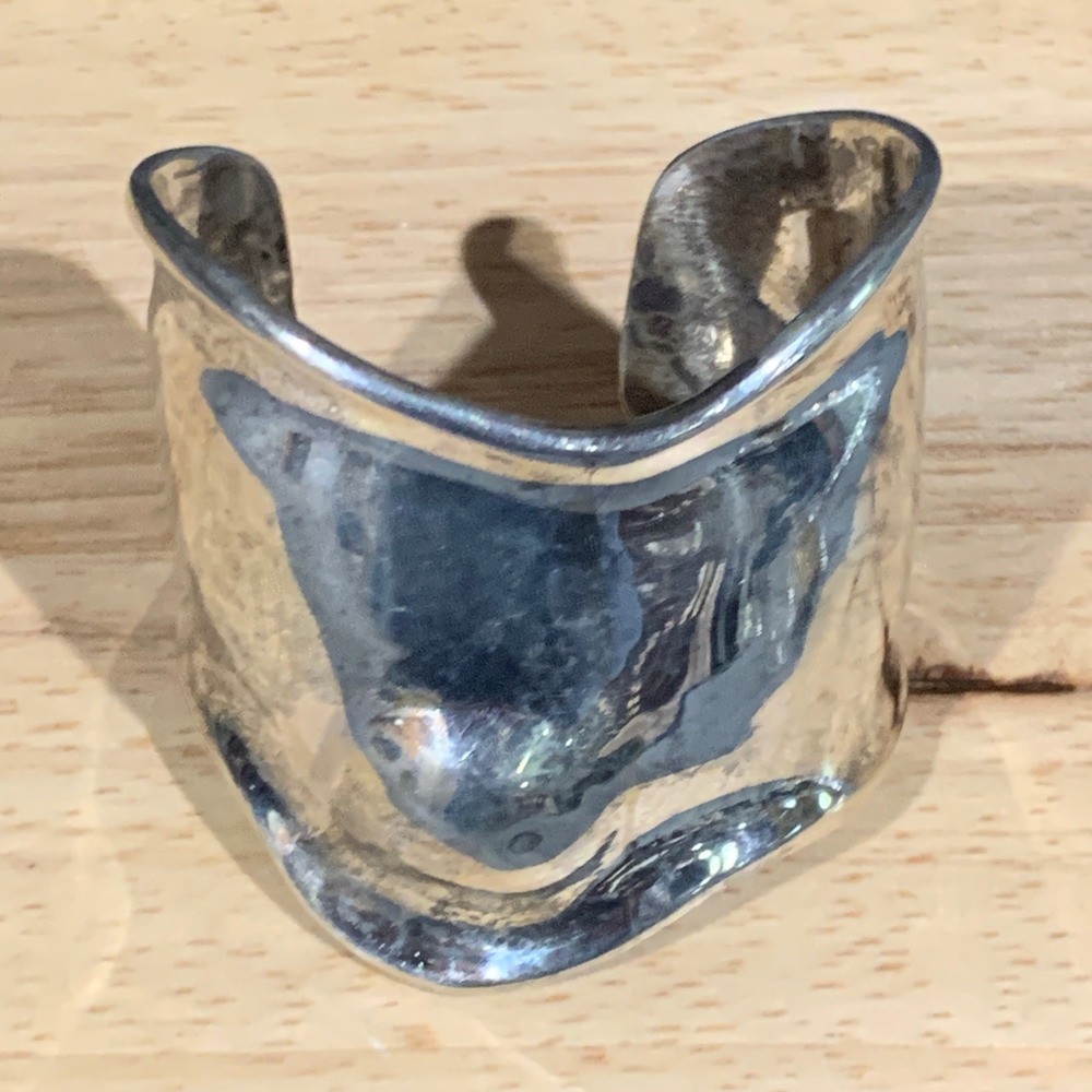 Cuff Bracelet Women OS Silver Tone Hammered Wavy Statement Jewelry
